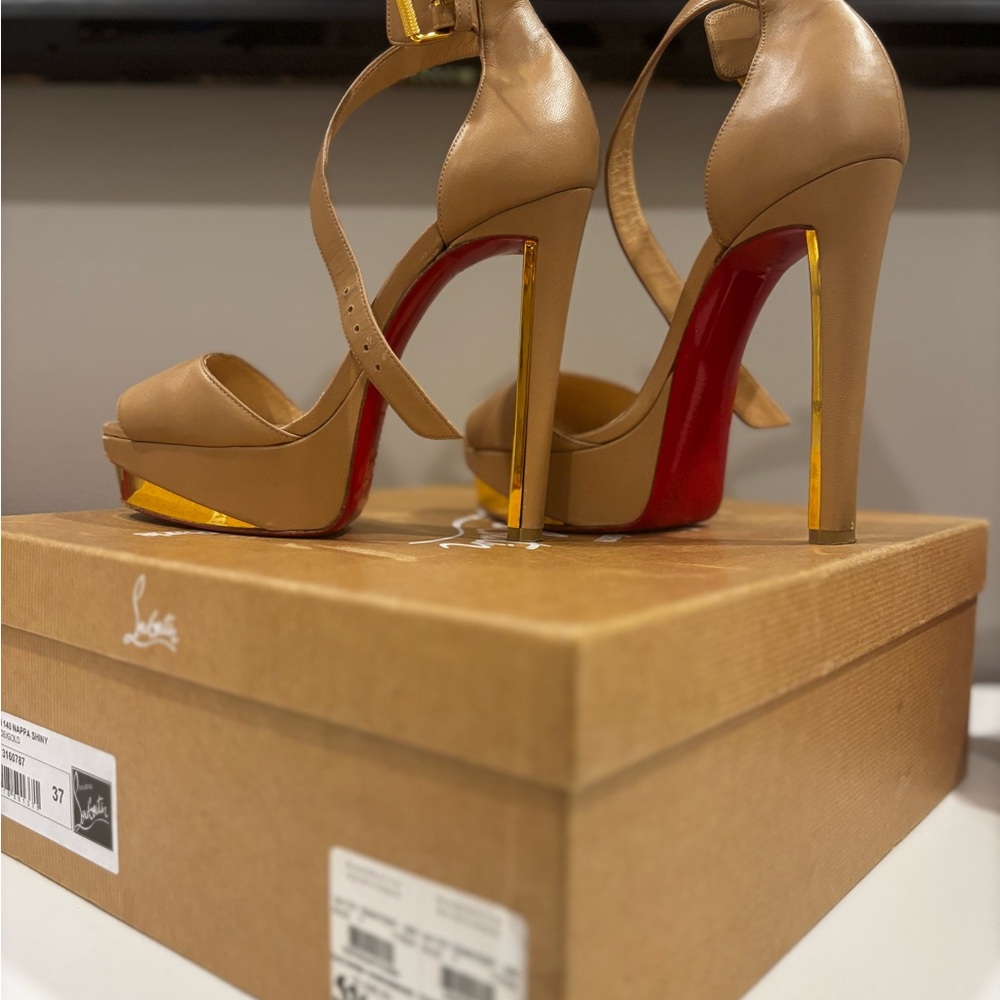Christian Louboutin 140 mm Nappa Shiny